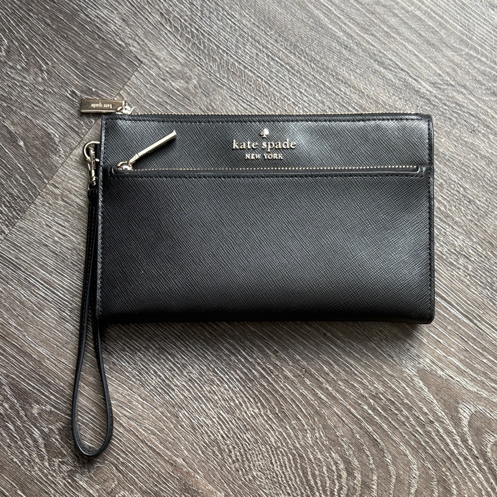 Kate Spade Black Wristlet